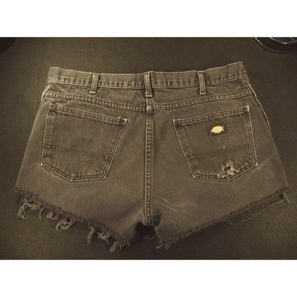 Dickies Womans CUTOFF JEANS SHORTS W 34 MEASURED High Waisted BLACK Denim - Picture 2 of 10